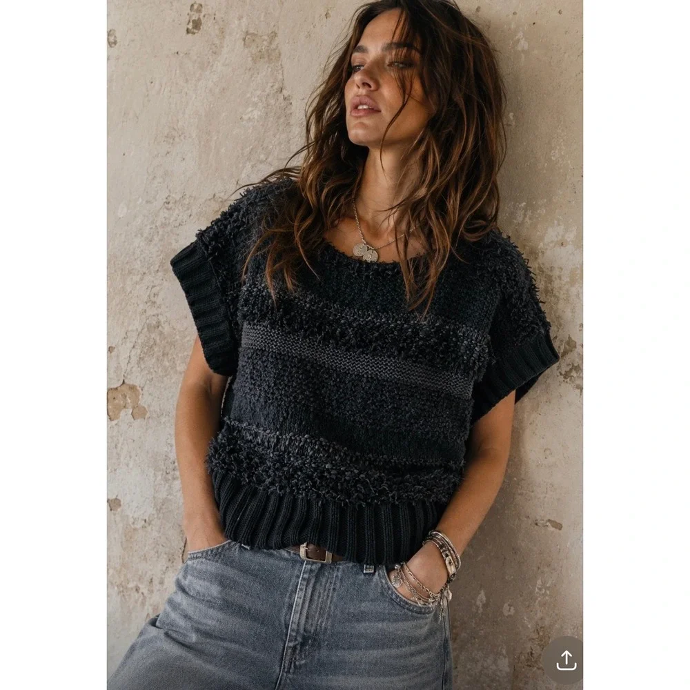 Free People Love Story Short Sleeve Pullover Sweater Size Medium